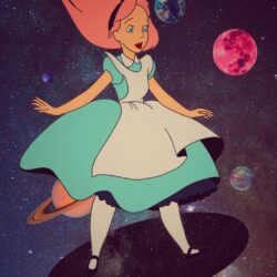 Alice and the black Hole 1