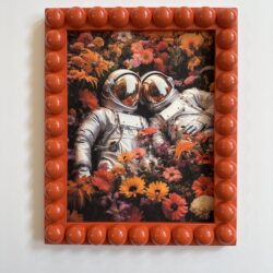 Lost somewhere on the Moon, Wooden Bobbin Frame 1