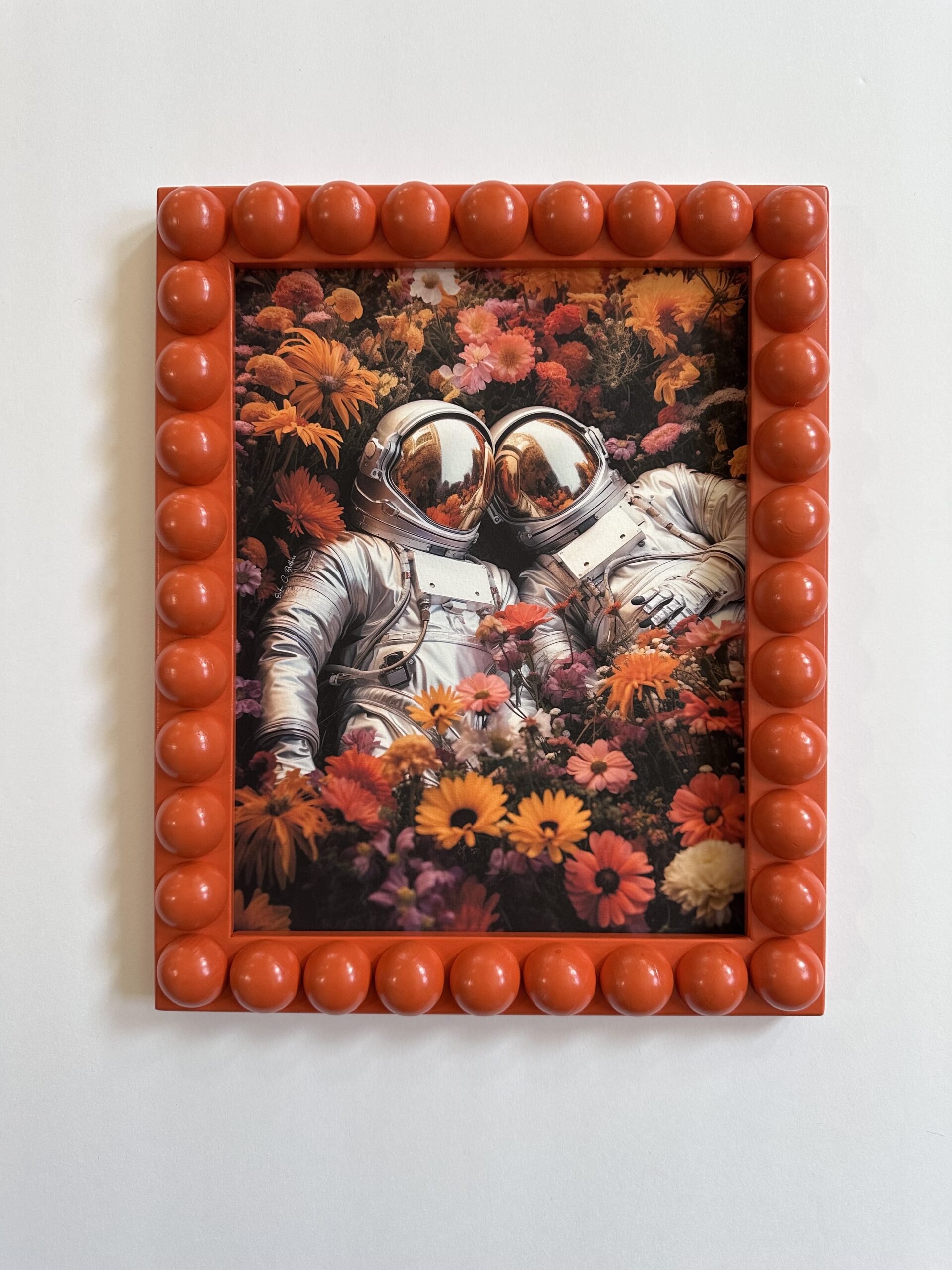 Lost somewhere on the Moon, Wooden Bobbin Frame 1
