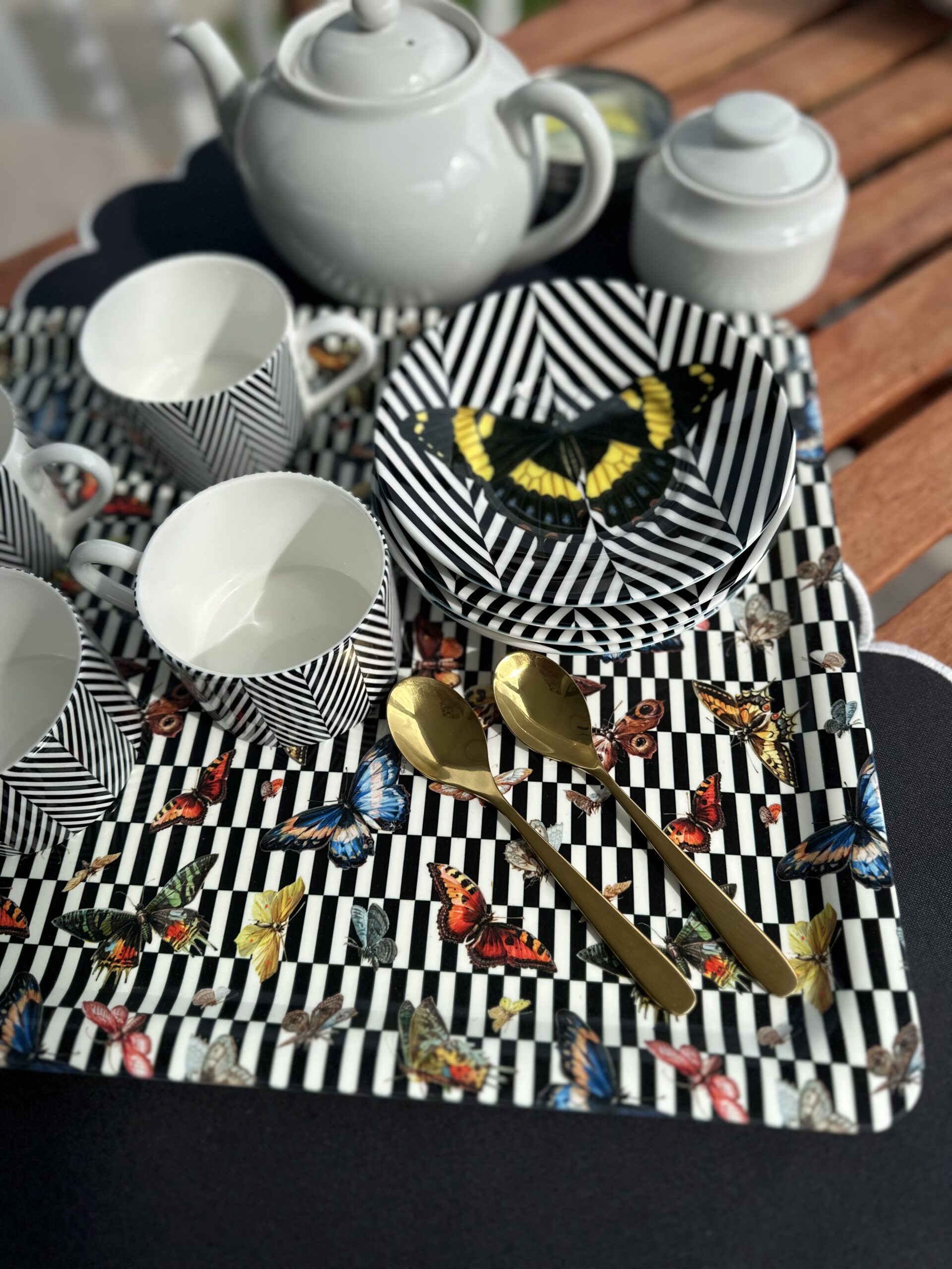 Tray Hand with Butterfly Pattern - Image 3 1